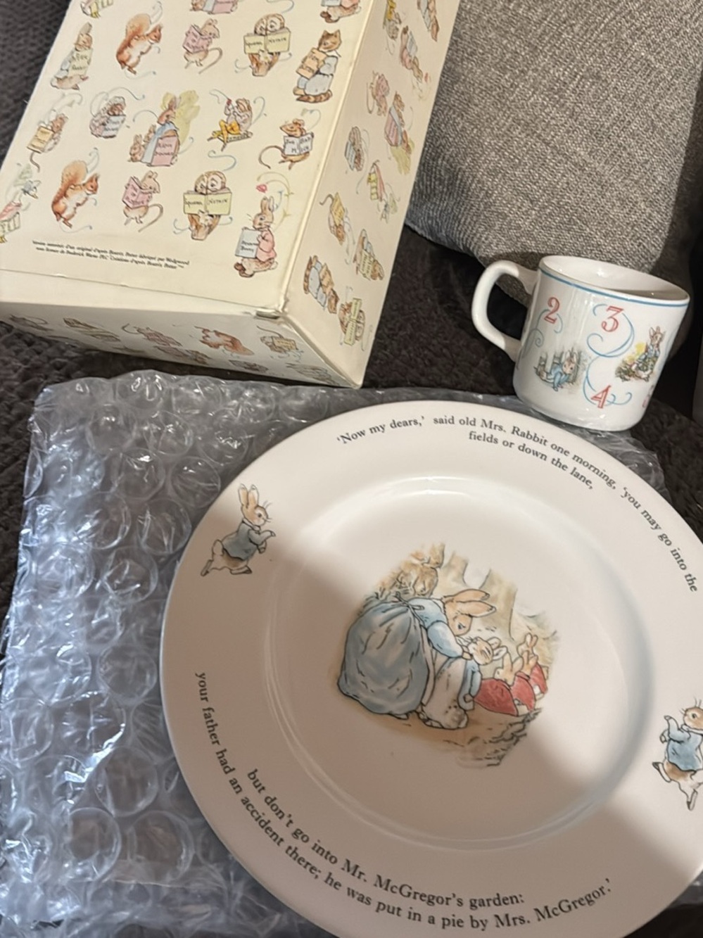 Peter rabbit Wedgewood Beatrix Potter vintage baby set